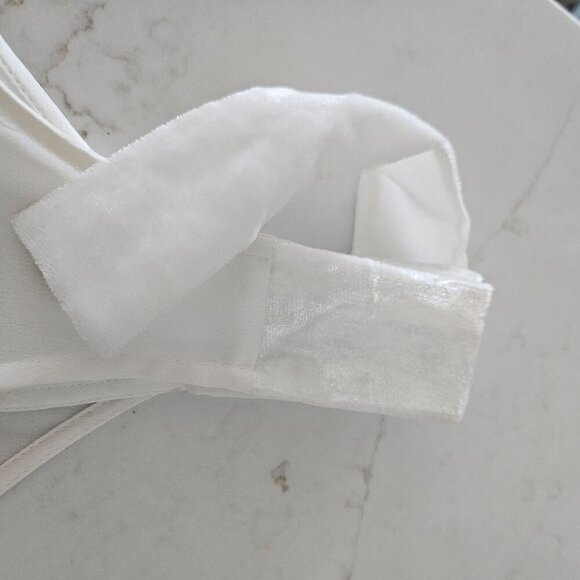 NEW! FRENCH CONNECTION Elsa Sparkle Strappy Top Size Medium Ivory Sequin Crepe - Picture 5 of 12